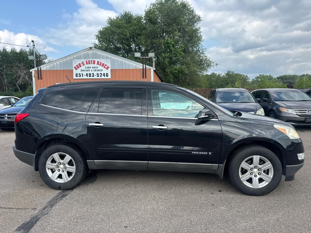 Chevrolet Traverse FWD 4dr LT w/2LT 2009