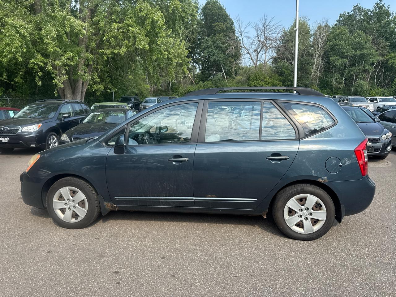 Kia Rondo 4dr Wgn I4 LX 2009