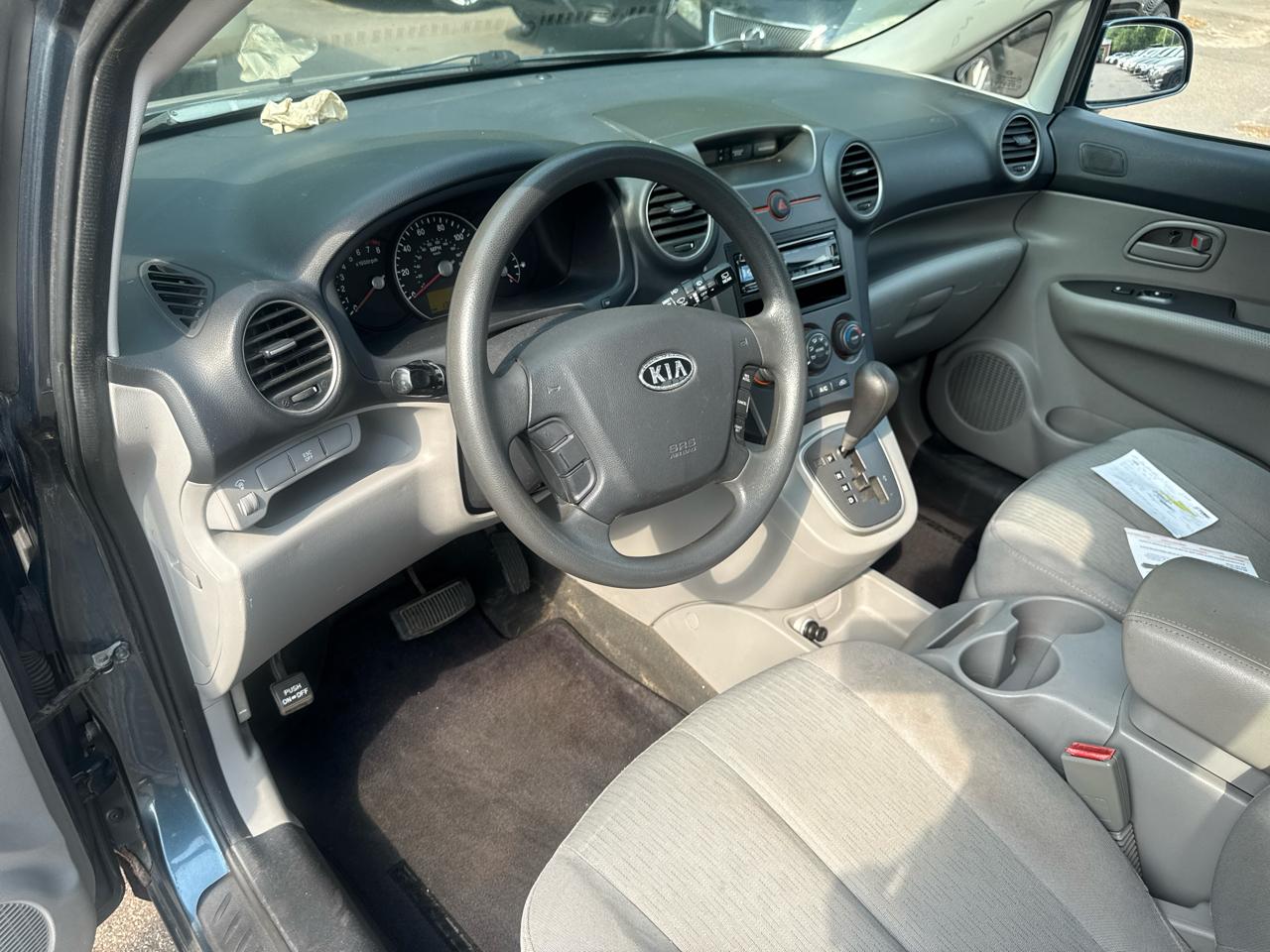 Kia Rondo 4dr Wgn I4 LX 2009