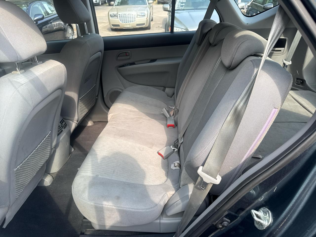 Kia Rondo 4dr Wgn I4 LX 2009