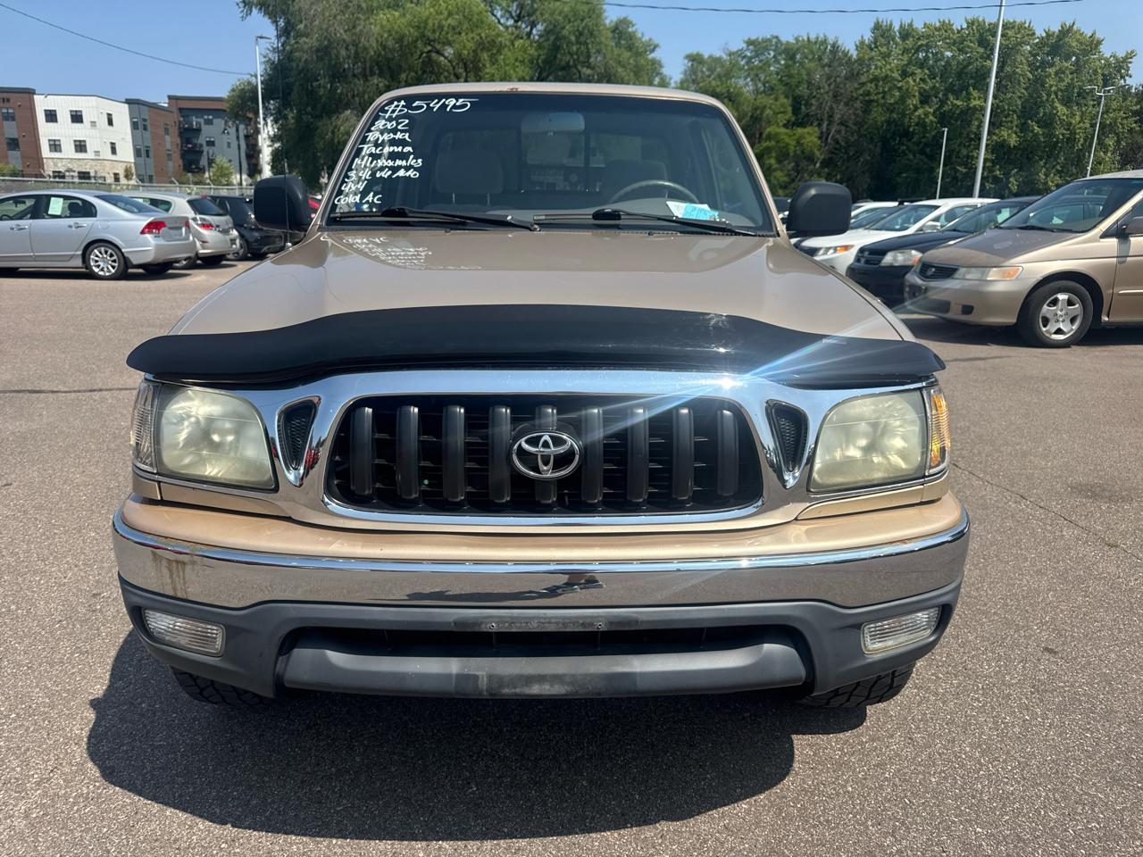 Toyota Tacoma 4WD Access Cab V6 AT (Natl) 2002
