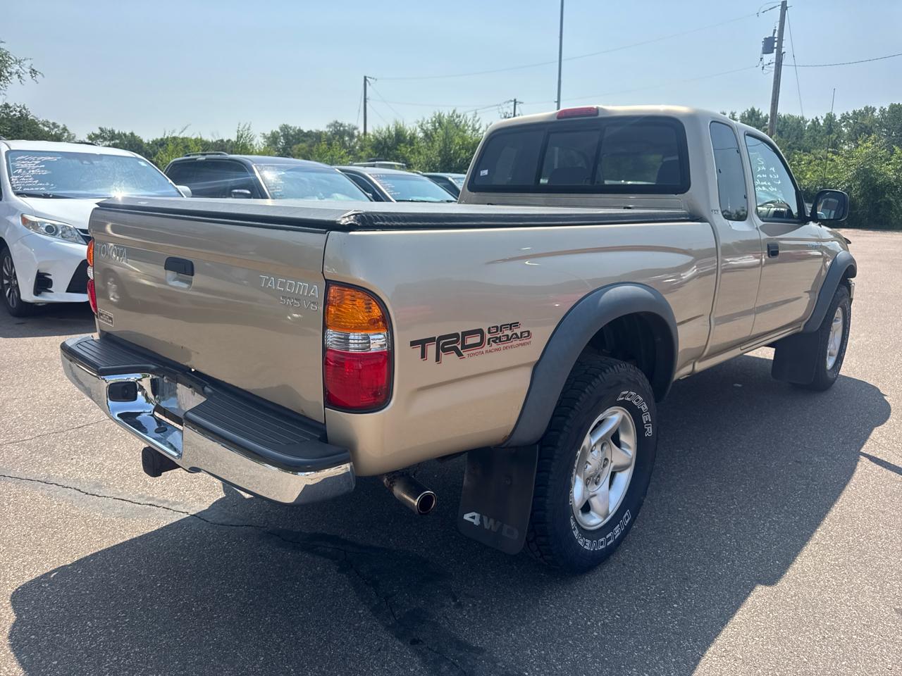 Toyota Tacoma 4WD Access Cab V6 AT (Natl) 2002