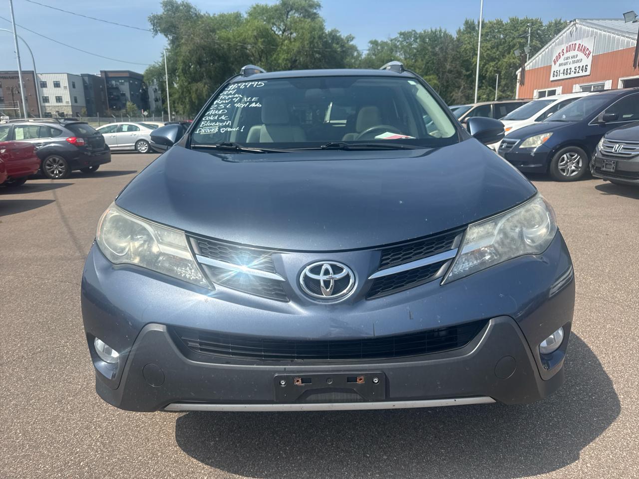 Toyota RAV4 AWD 4dr XLE (Natl) 2014