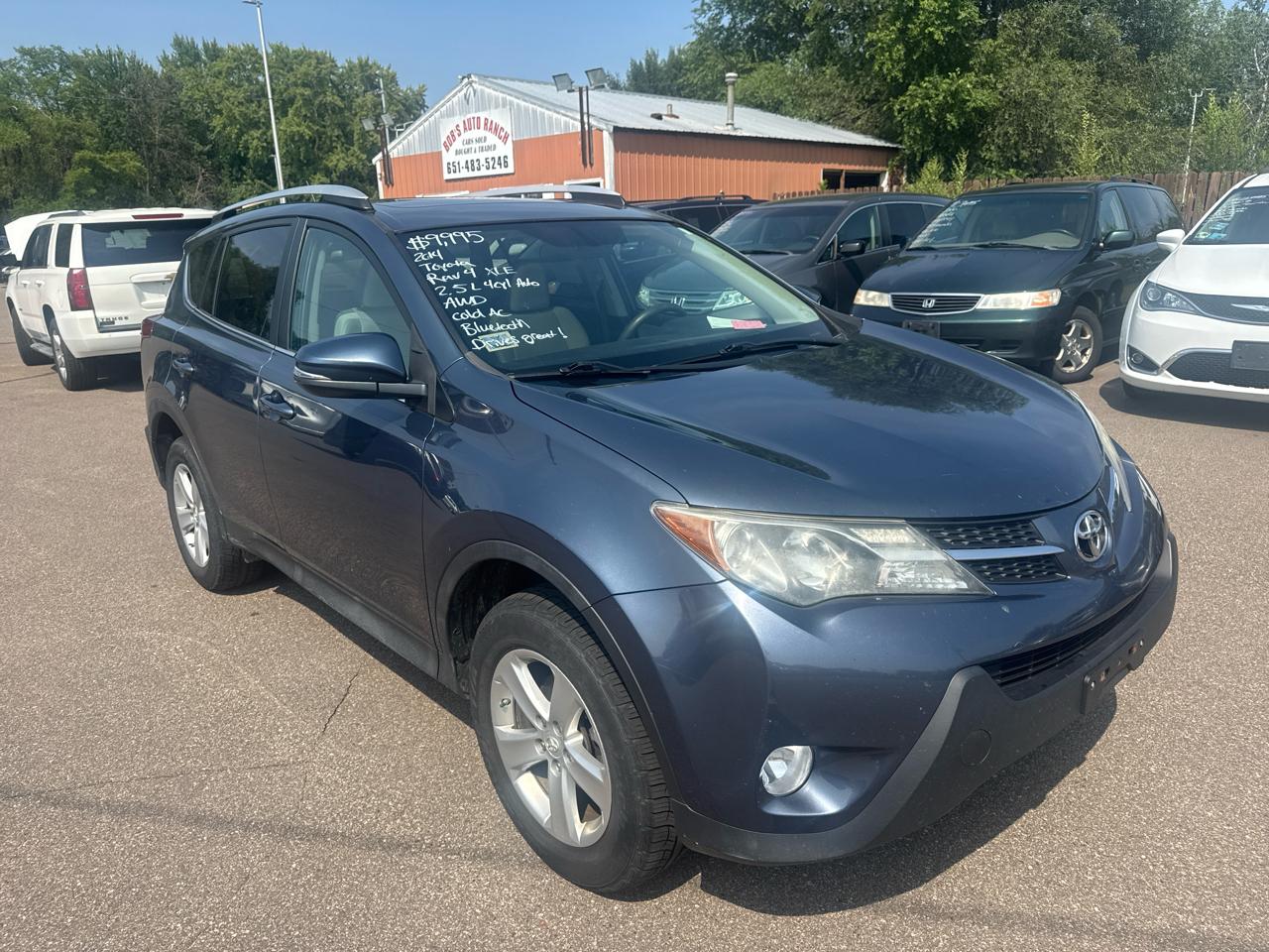 Toyota RAV4 AWD 4dr XLE (Natl) 2014
