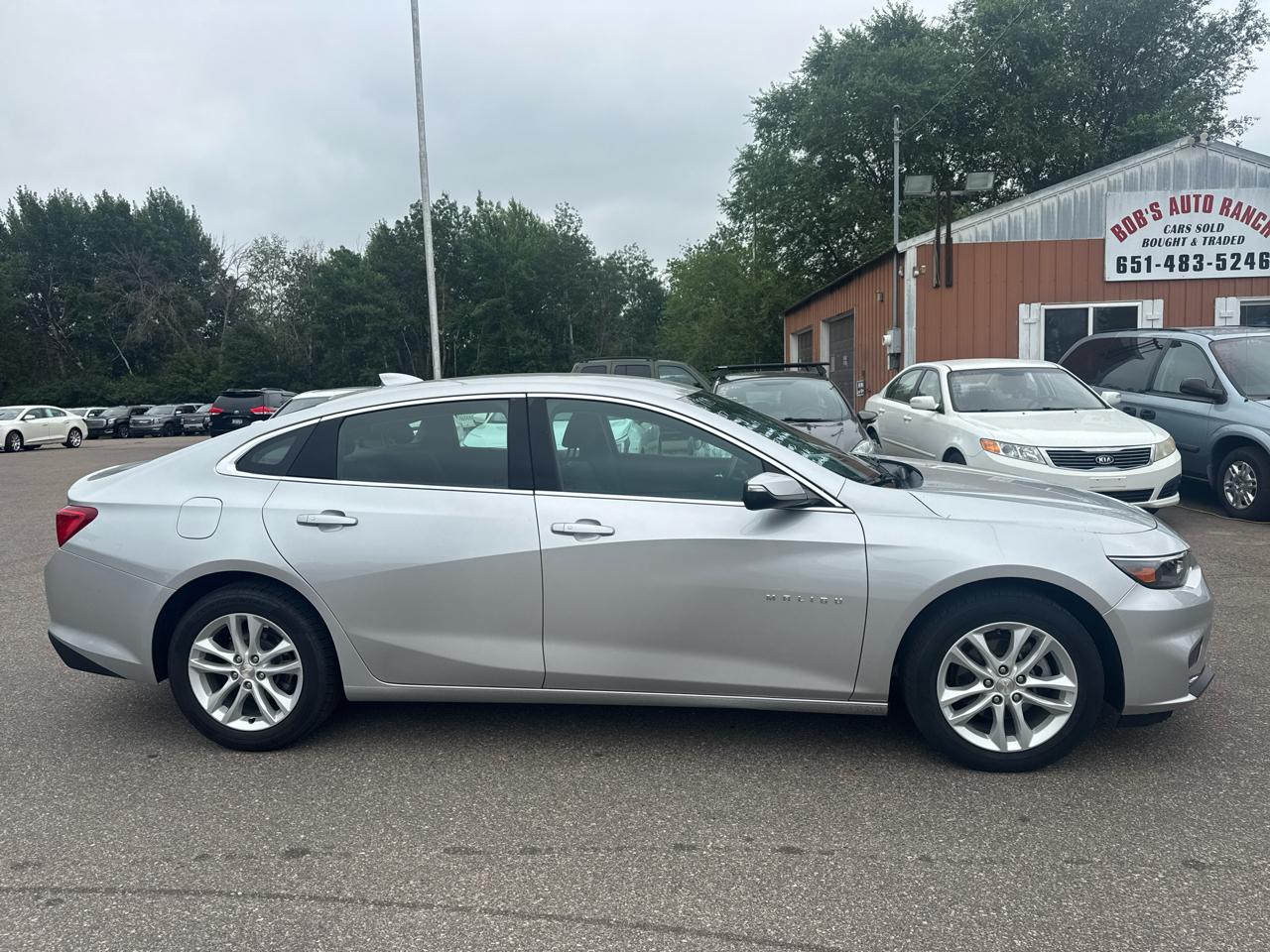 Chevrolet Malibu 4dr Sdn LT w/1LT 2017