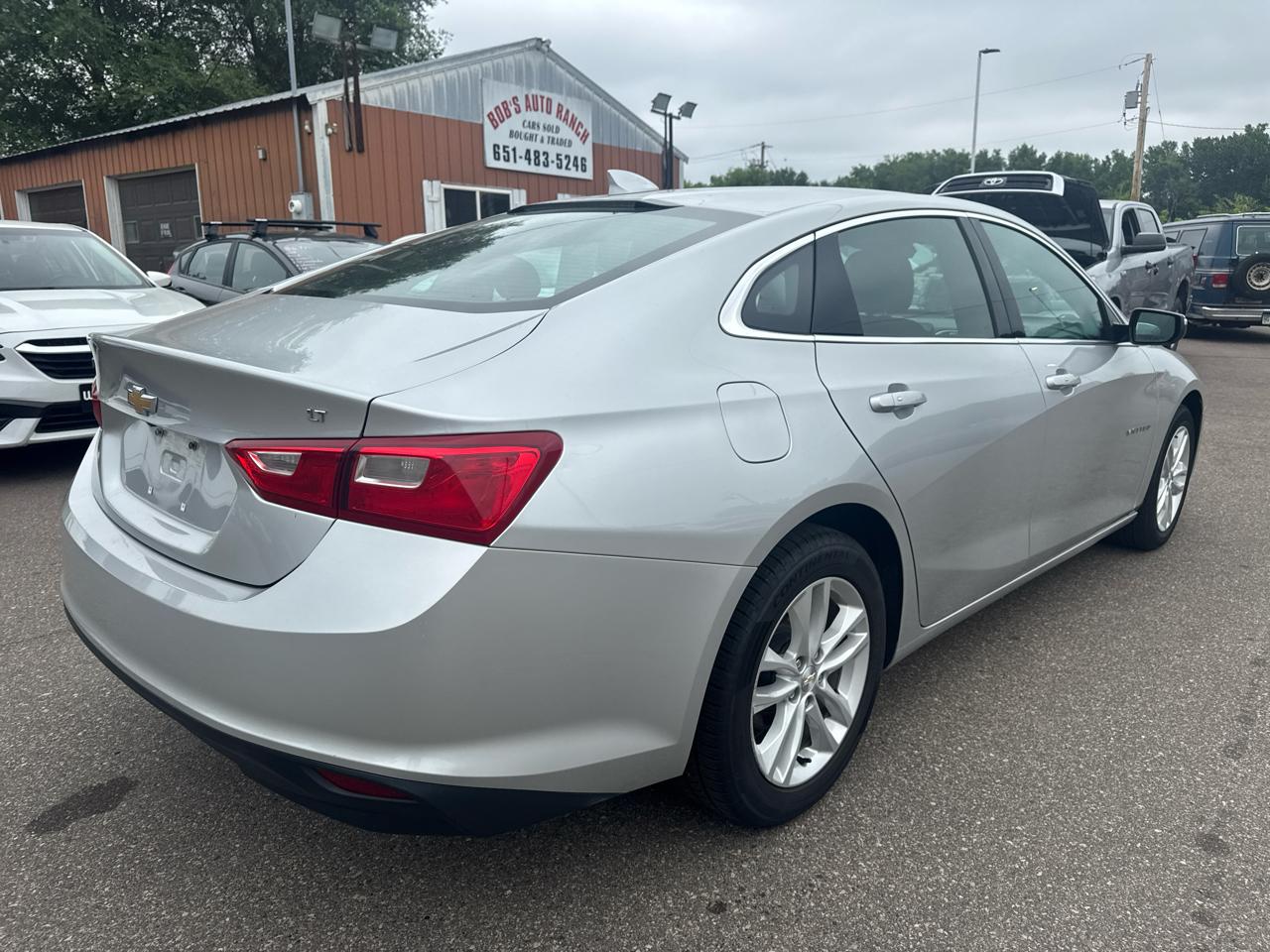 Chevrolet Malibu 4dr Sdn LT w/1LT 2017