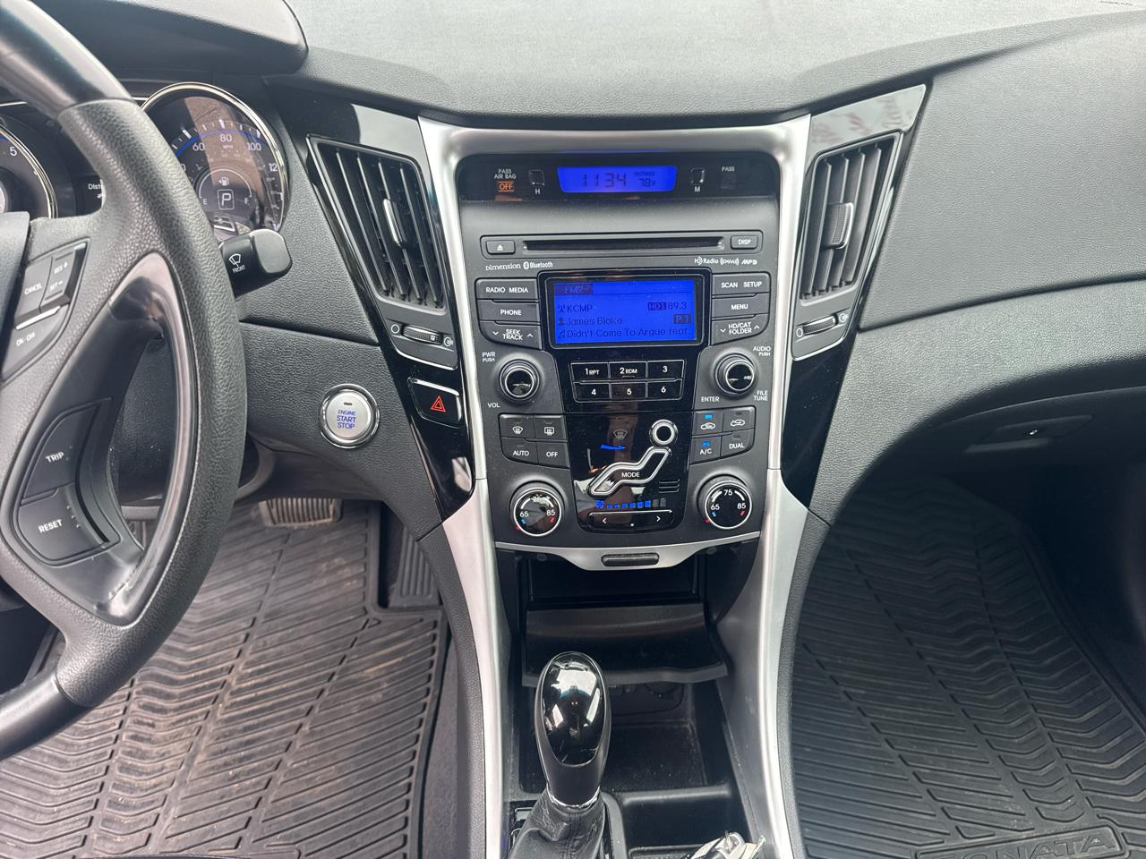 Hyundai Sonata 4dr Sdn 2.4L Auto Limited 2012