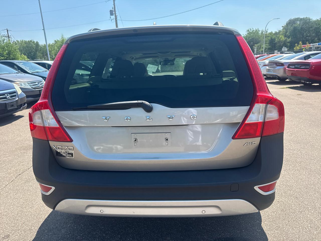 Volvo XC70 4dr Wgn 3.2L 2012