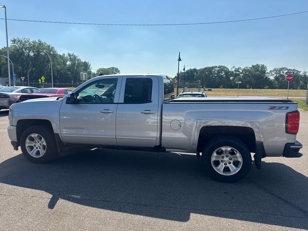 Chevrolet Silverado 1500 4WD Double Cab 143.5" LT w/2LT 2016