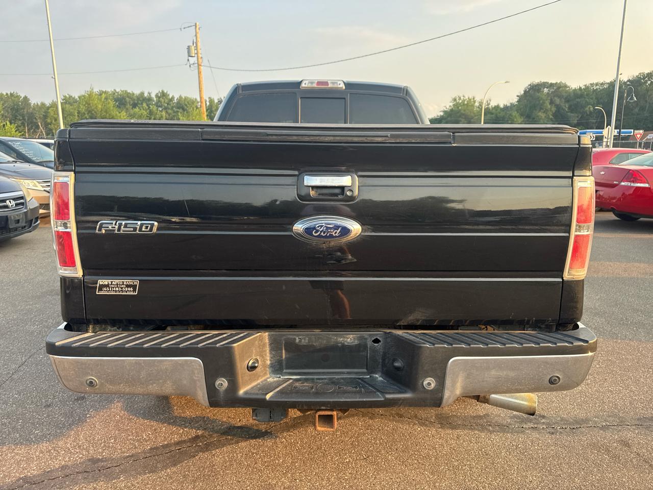 Ford F-150 4WD SuperCrew 145" Platinum 2011