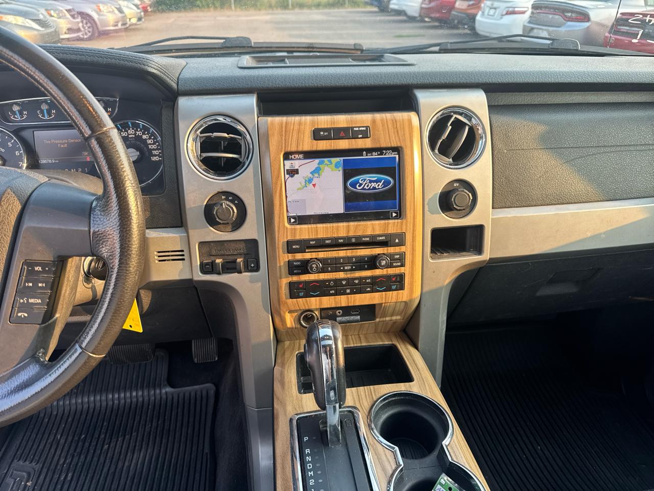 Ford F-150 4WD SuperCrew 145" Platinum 2011