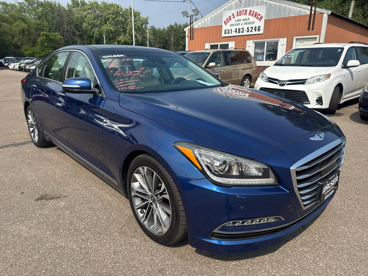 Hyundai Genesis 4dr Sdn V6 3.8L AWD 2016