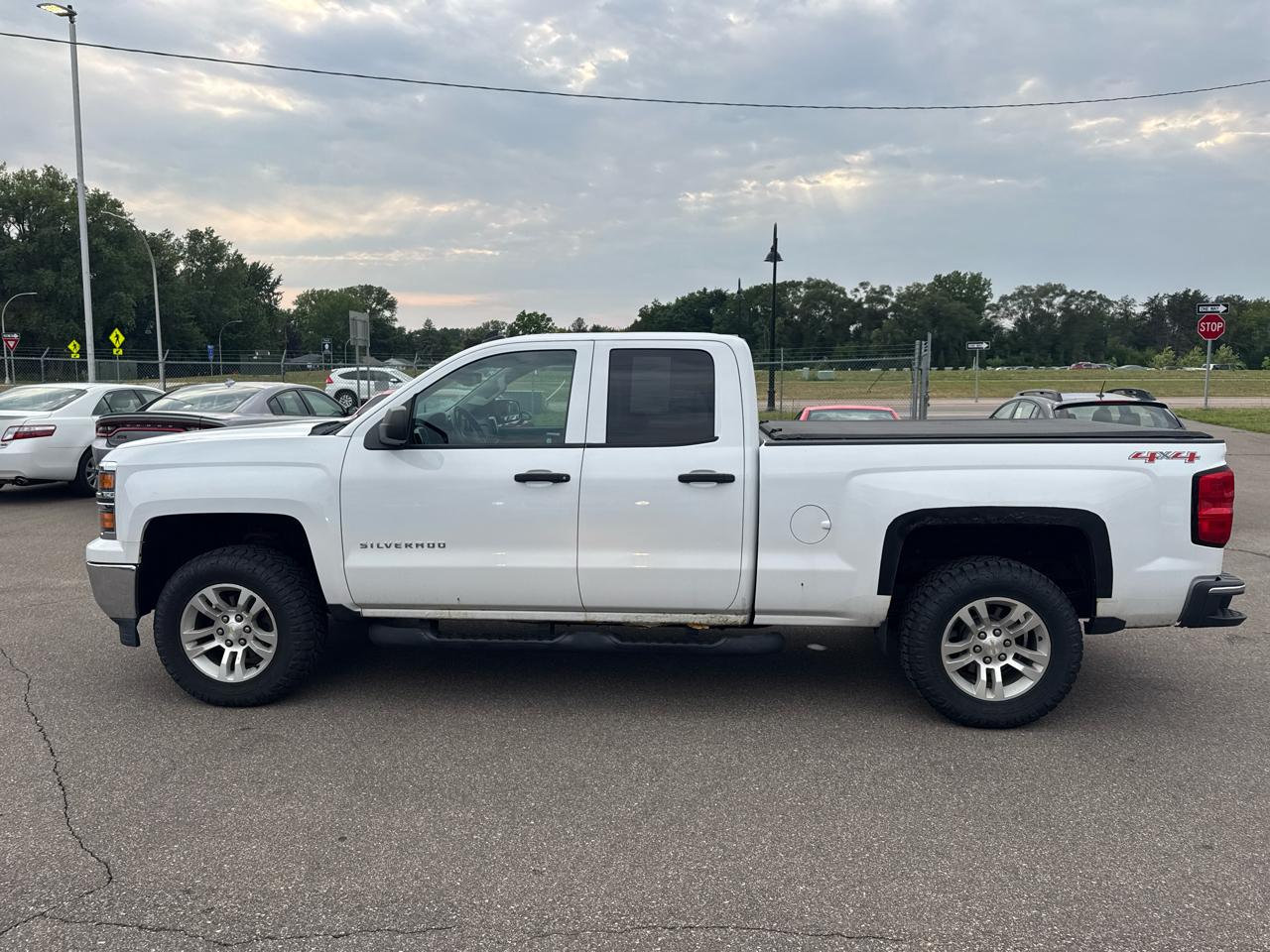 Chevrolet Silverado 1500 4WD Double Cab 143.5" LT w/1LT 2014