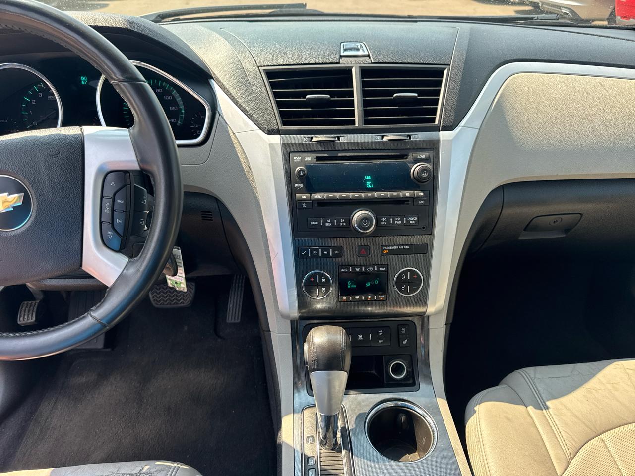 Chevrolet Traverse AWD 4dr LTZ 2011