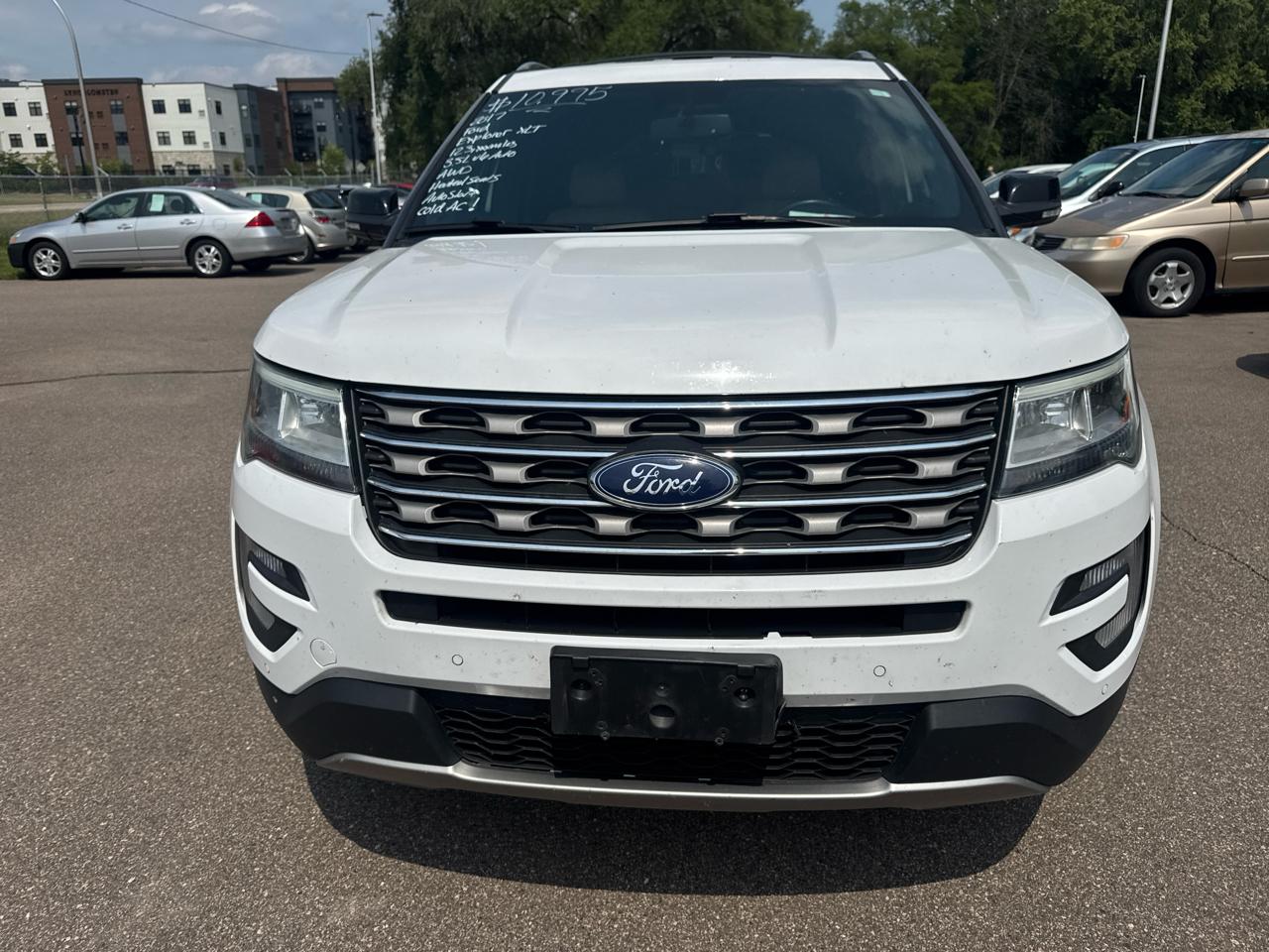 Ford Explorer 4dr XLT 4WD 2017
