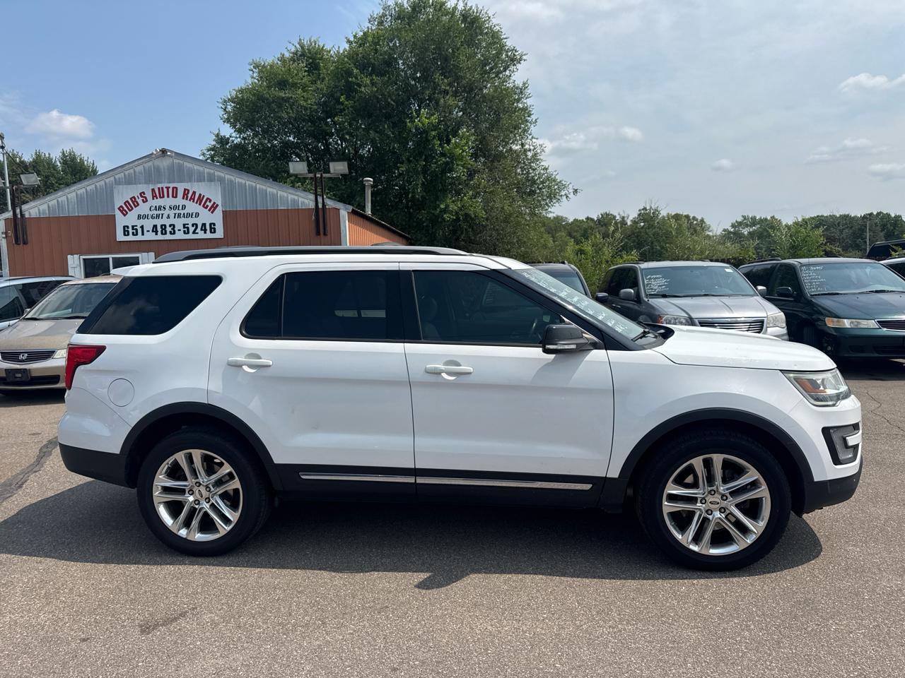 Ford Explorer 4dr XLT 4WD 2017