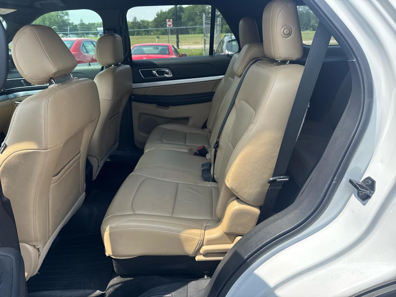 Ford Explorer 4dr XLT 4WD 2017