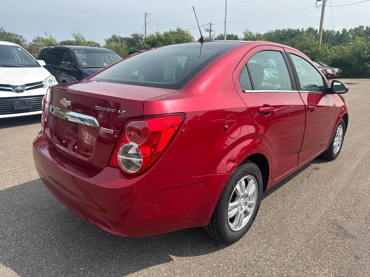Chevrolet Sonic 4dr Sdn Auto LT 2015