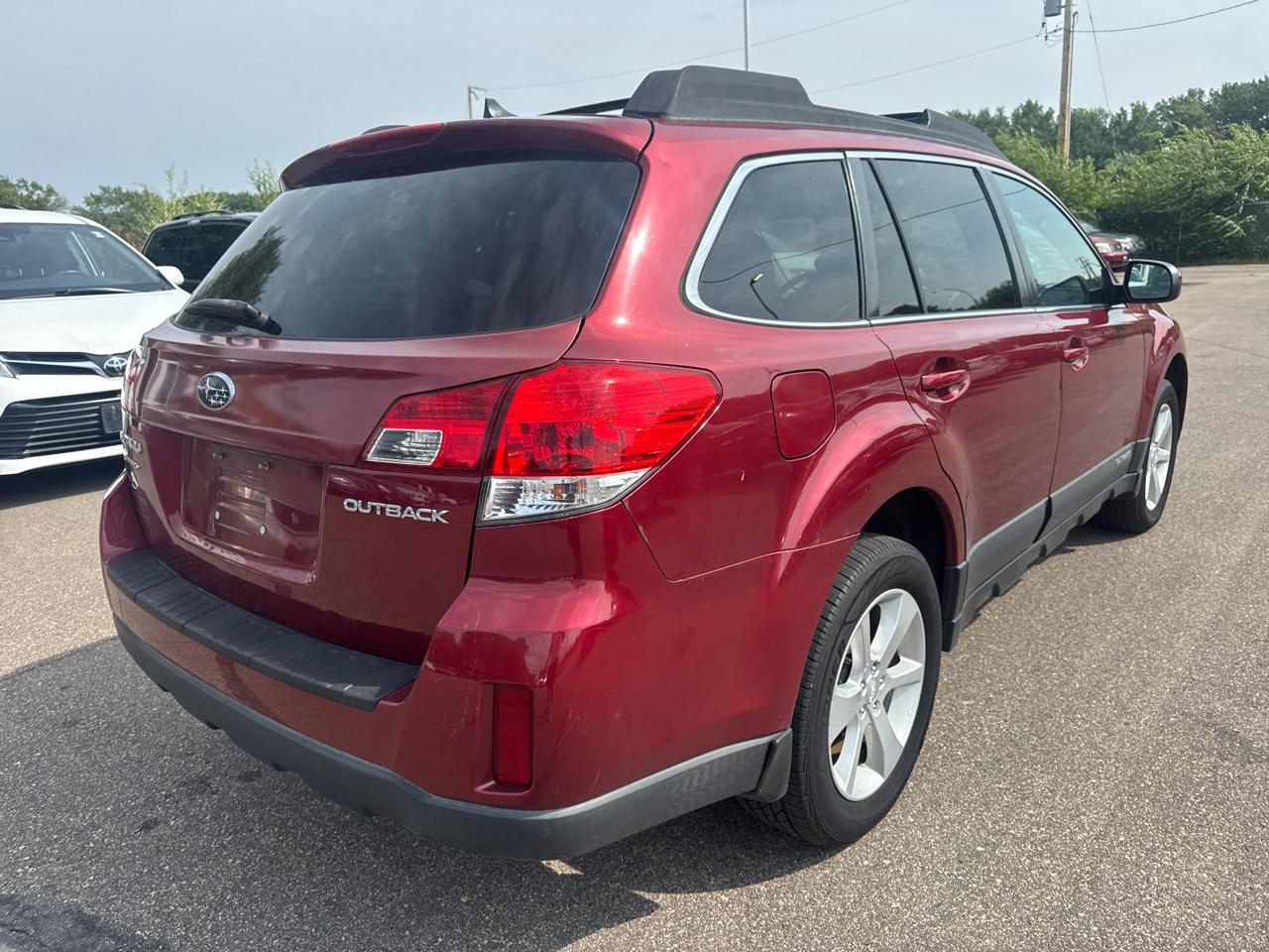 Subaru Outback 4dr Wgn H4 Auto 2.5i Premium 2014