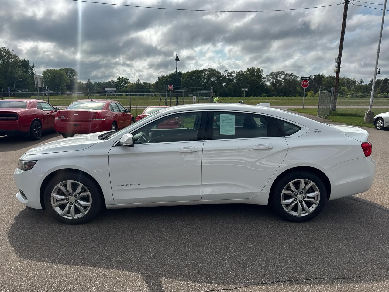 Chevrolet Impala 4dr Sdn LT w/1LT 2018