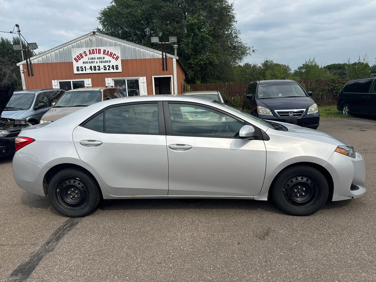 Toyota Corolla XLE CVT (Natl) 2019
