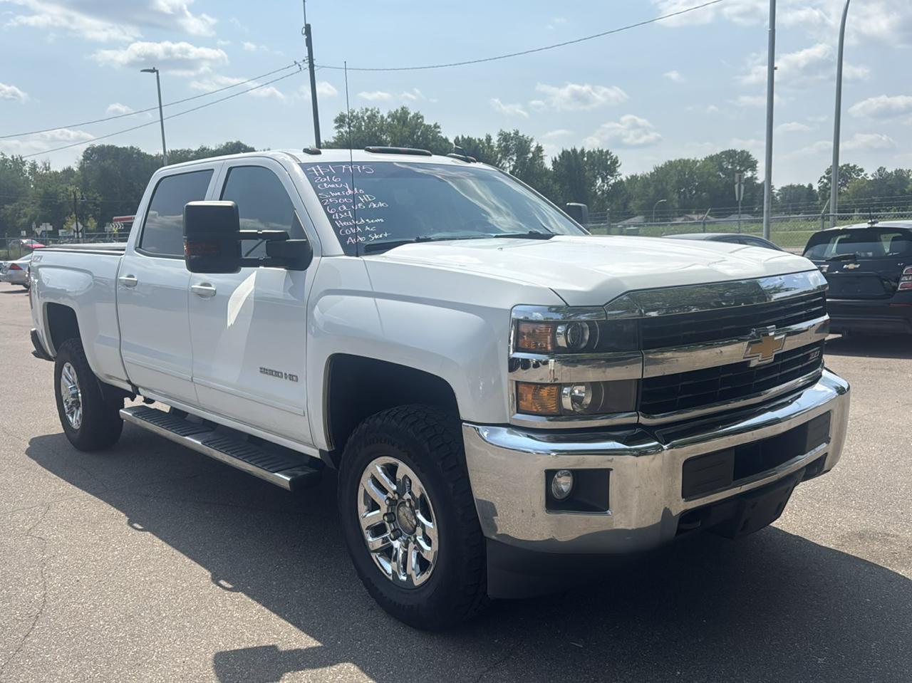 Chevrolet Silverado 2500HD 4WD Crew Cab 153.7" LT 2016