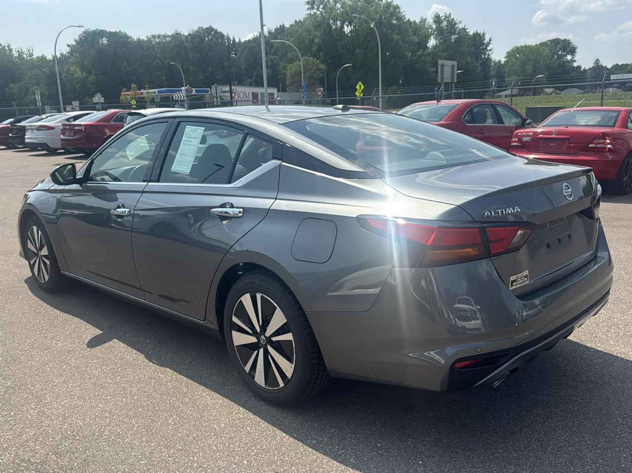 Nissan Altima 2.5 SV Sedan 2019