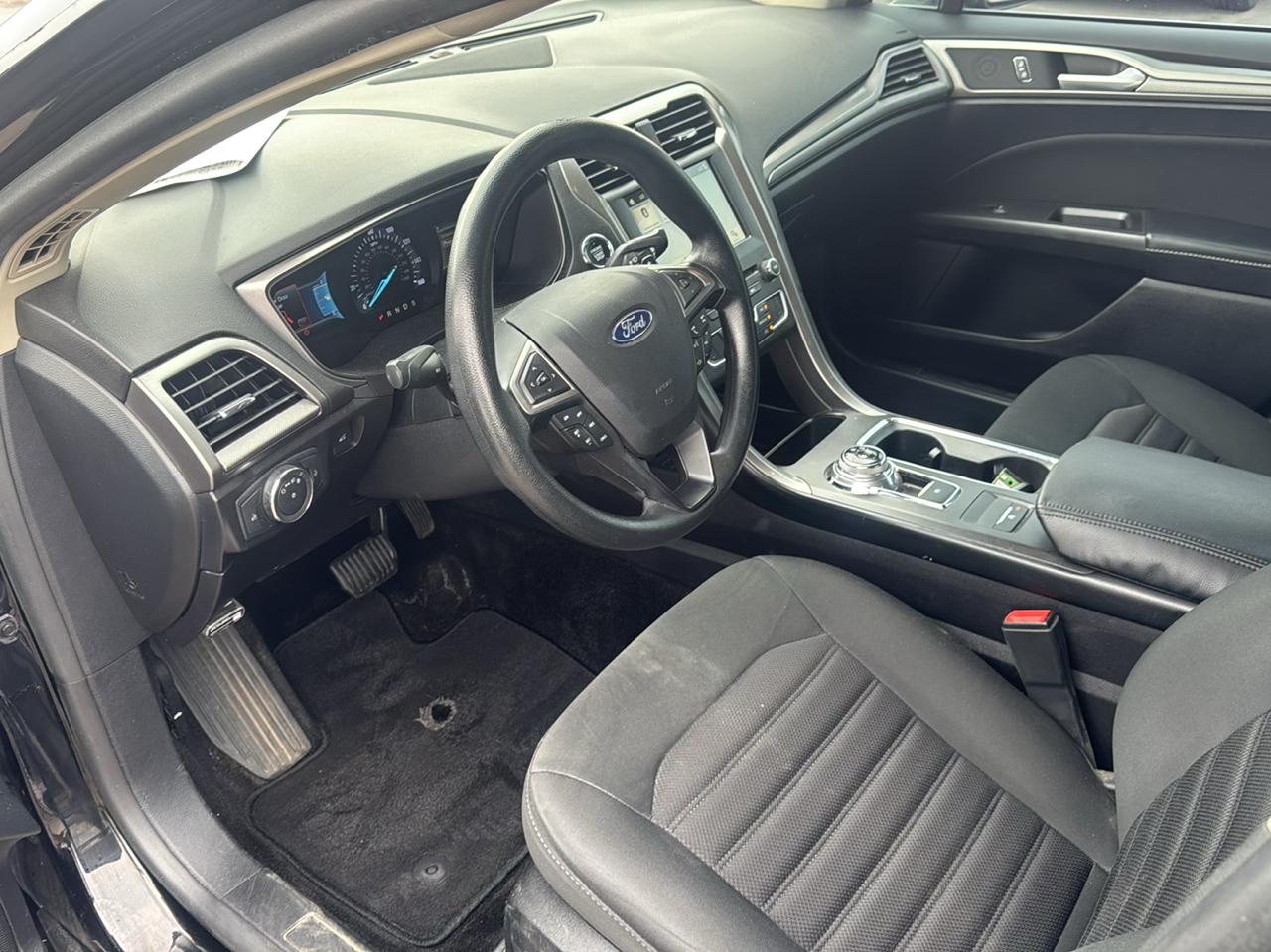 Ford Fusion SE FWD 2018