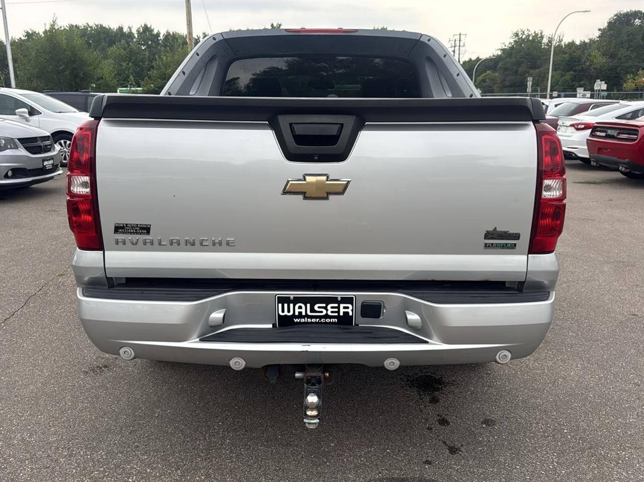 Chevrolet Avalanche 4WD Crew Cab LT 2010