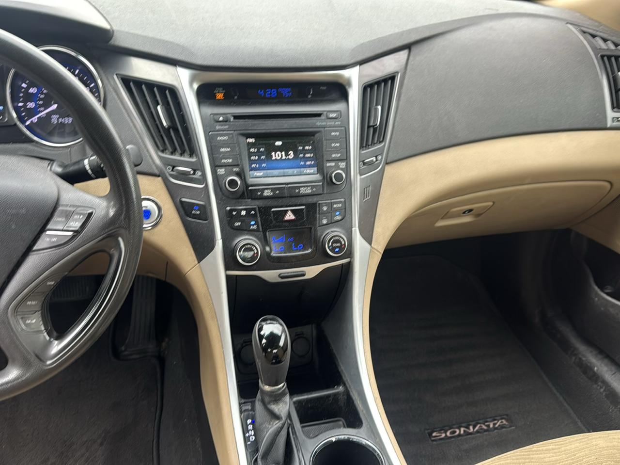 Hyundai Sonata Hybrid 4dr Sdn 2014