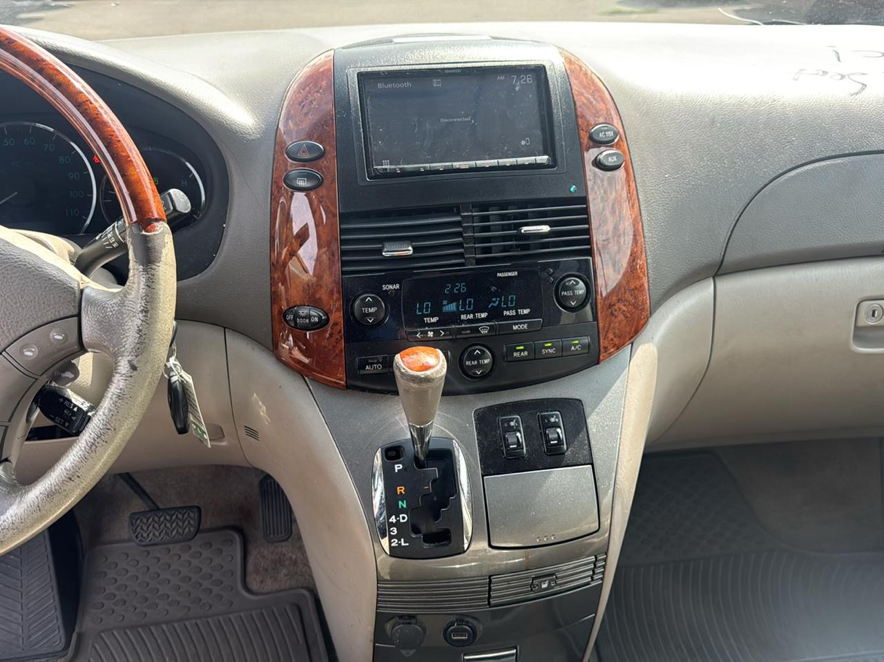 Toyota Sienna 5dr XLE AWD (Natl) 2006