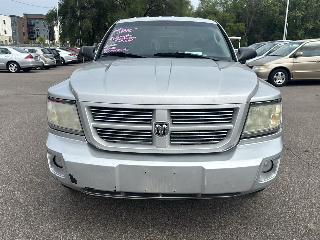 Dodge Dakota 4WD Ext Cab SXT 2010