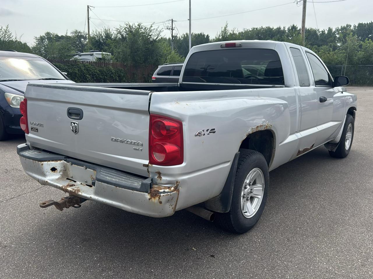 Dodge Dakota 4WD Ext Cab SXT 2010