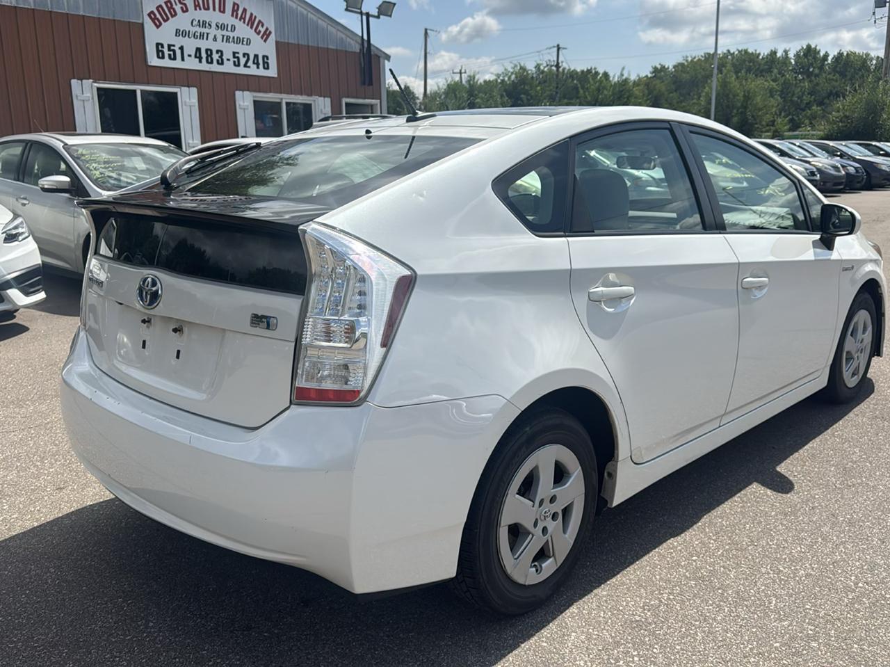 Toyota Prius 5dr HB III (Natl) 2011