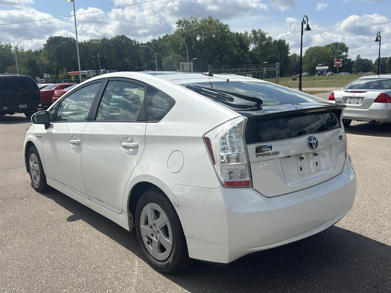 Toyota Prius 5dr HB III (Natl) 2011