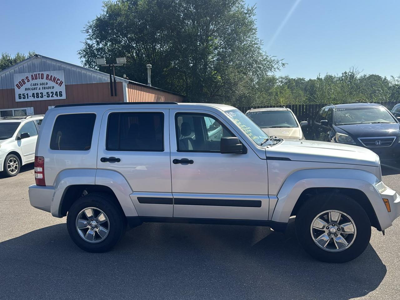 Jeep Liberty 4WD 4dr Sport 2012