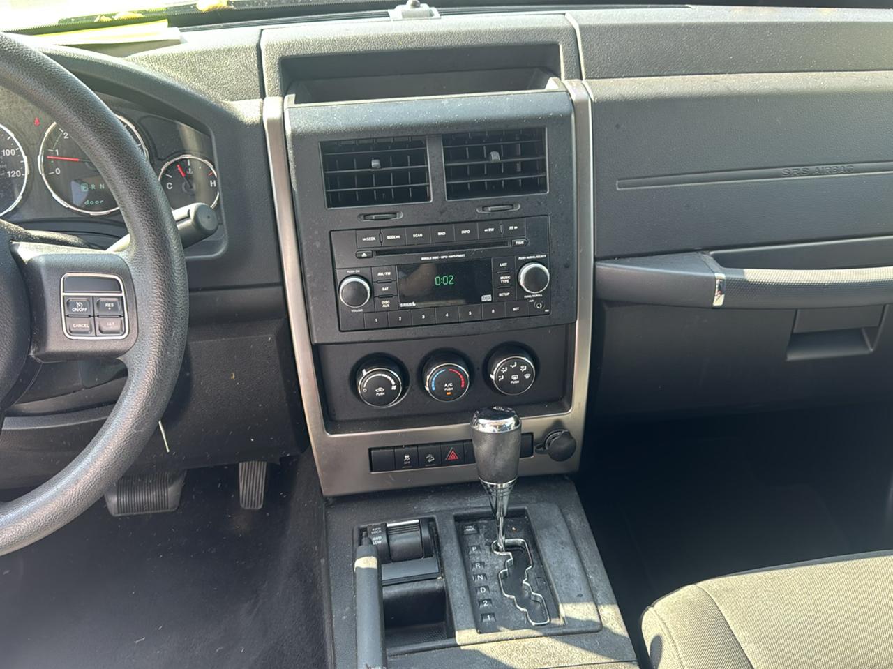 Jeep Liberty 4WD 4dr Sport 2012