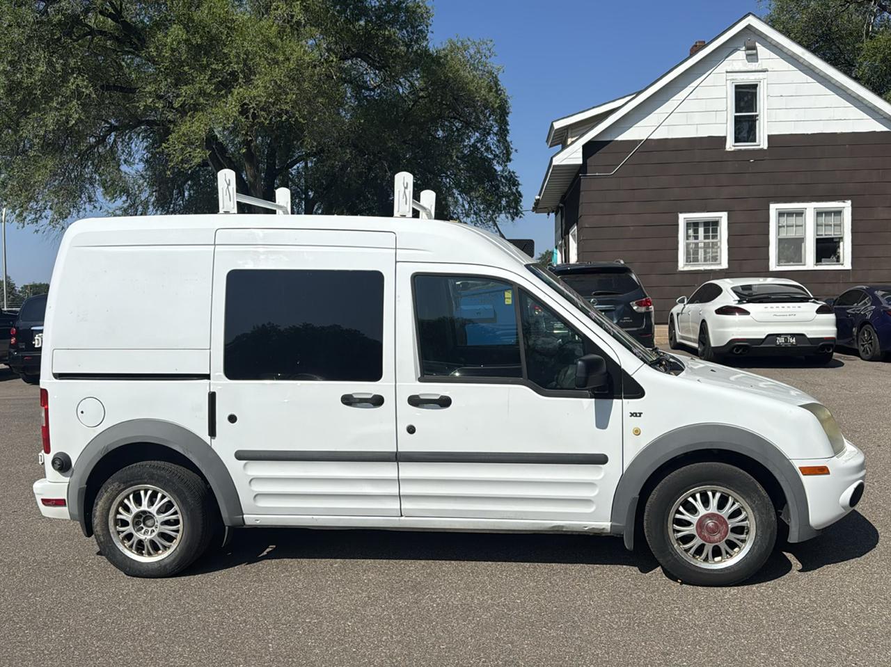 Ford Transit Connect 114.6" XL w/side & rear door privacy glass 2010