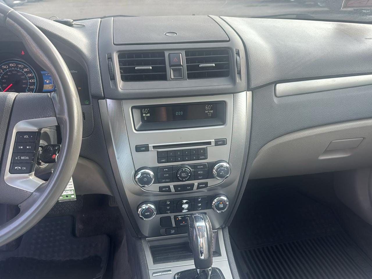 Ford Fusion 4dr Sdn Hybrid FWD 2011