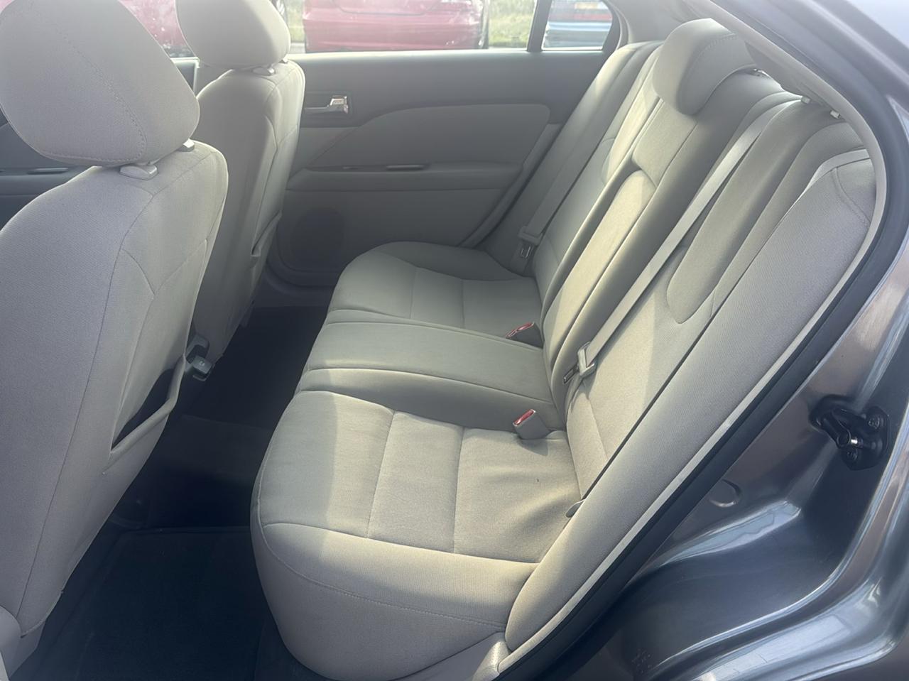 Ford Fusion 4dr Sdn Hybrid FWD 2011