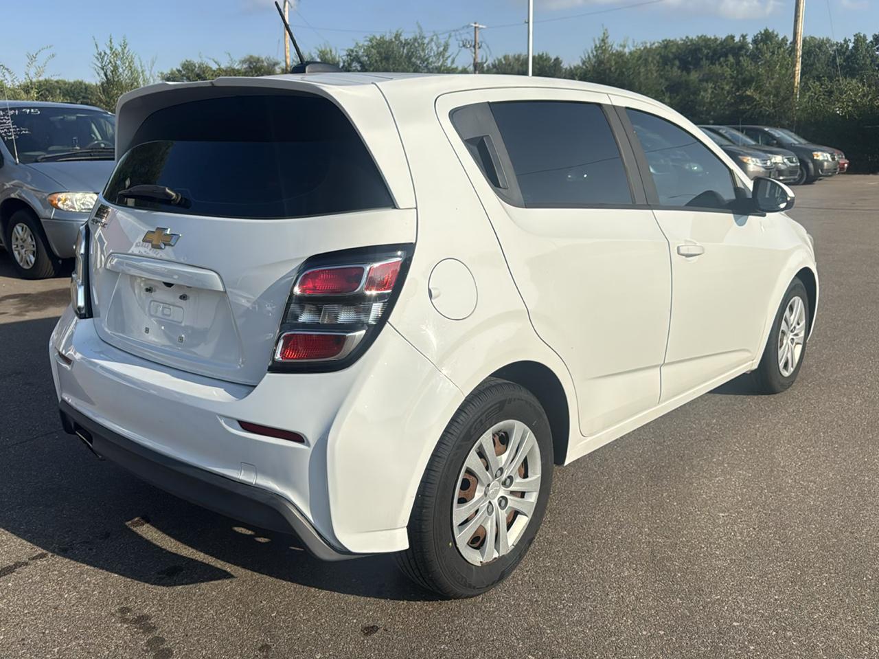 Chevrolet Sonic 5dr HB Auto LT w/1FL 2017