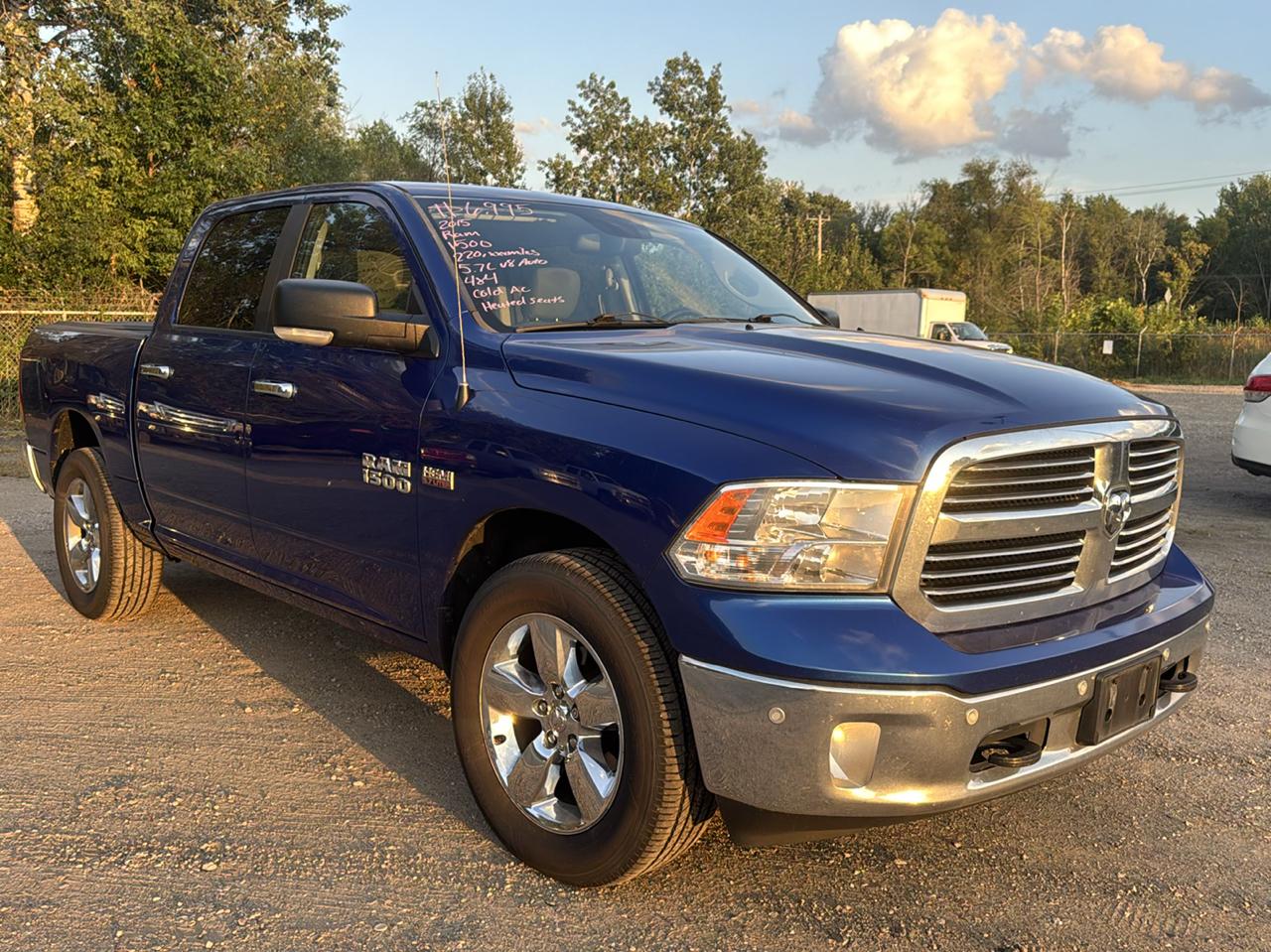 RAM 1500 4WD Crew Cab 140.5" Big Horn 2015