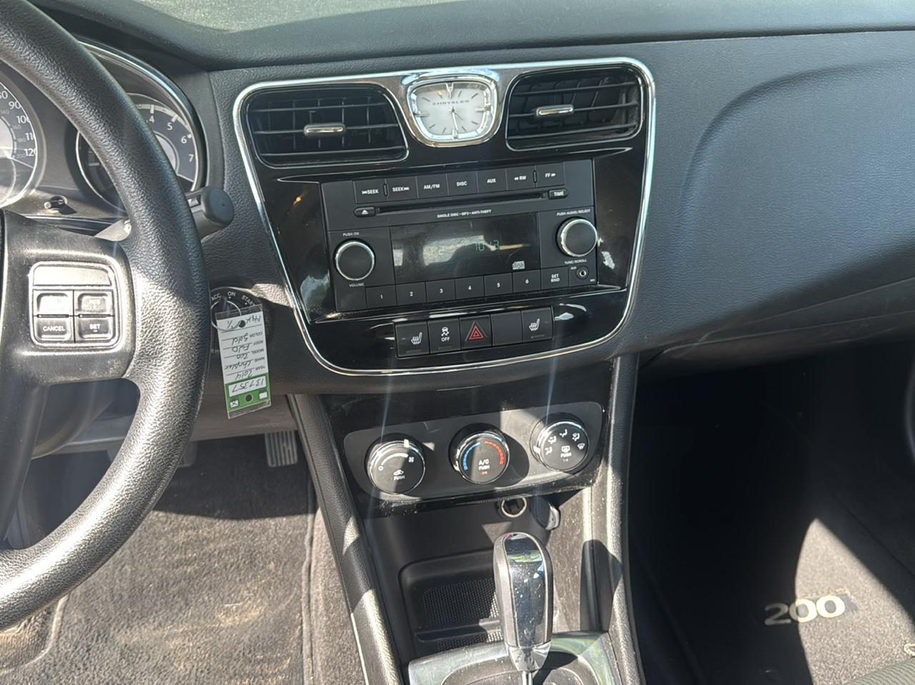 Chrysler 200 4dr Sdn LX 2014