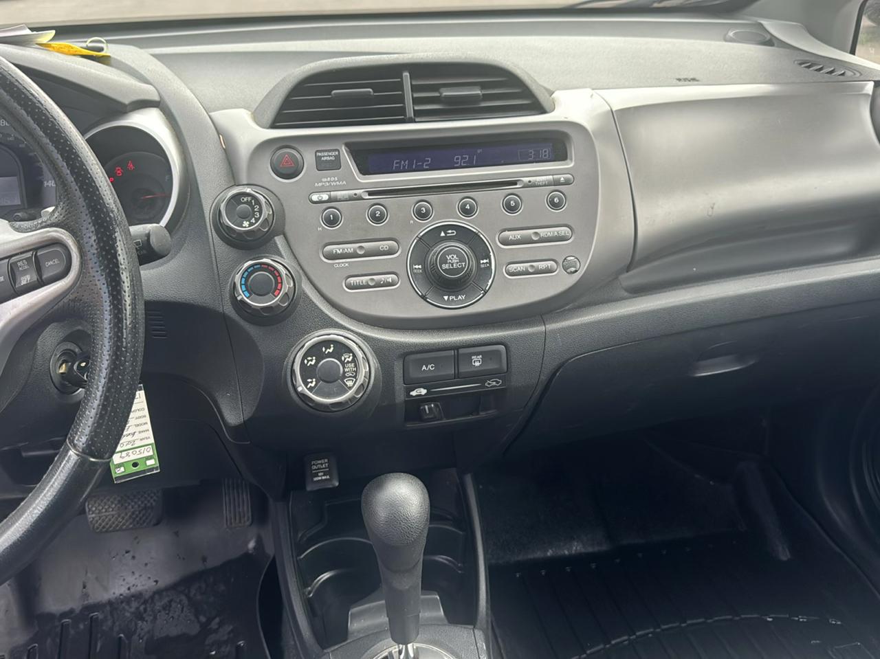 Honda Fit 5dr HB Auto Sport 2010