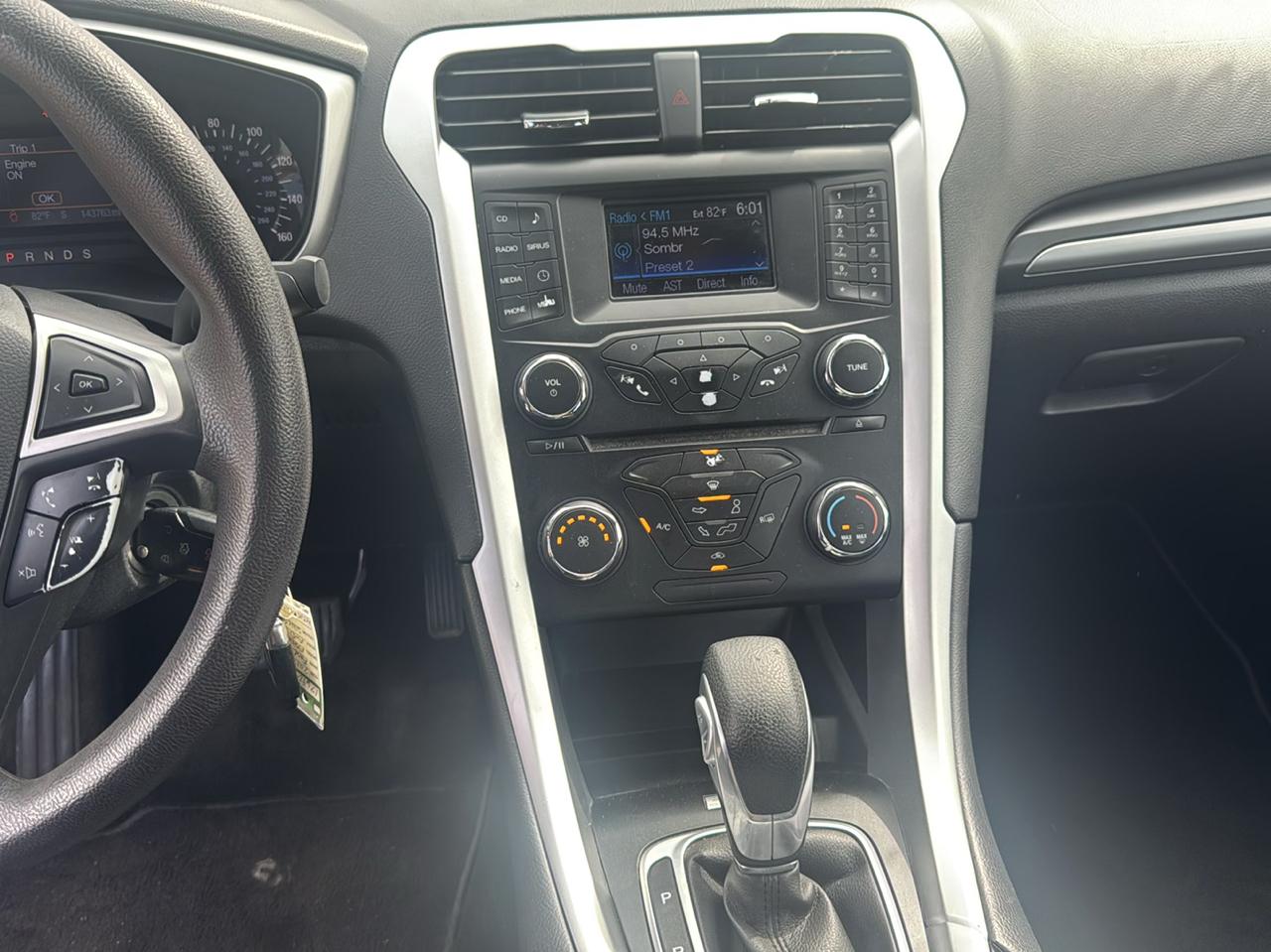 Ford Fusion 4dr Sdn SE FWD 2013