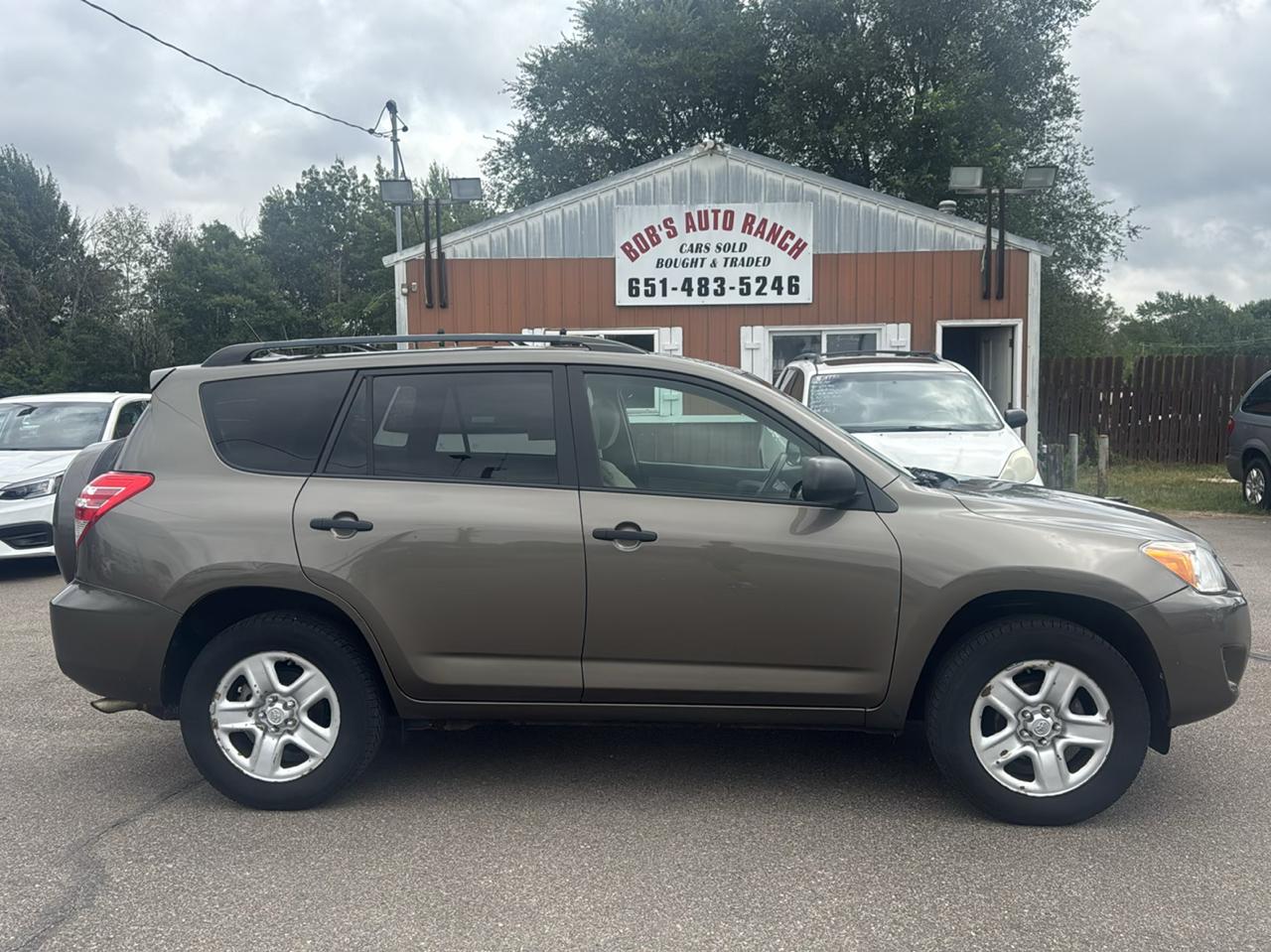 Toyota RAV4 4WD 4dr 4-cyl 4-Spd AT (Natl) 2010