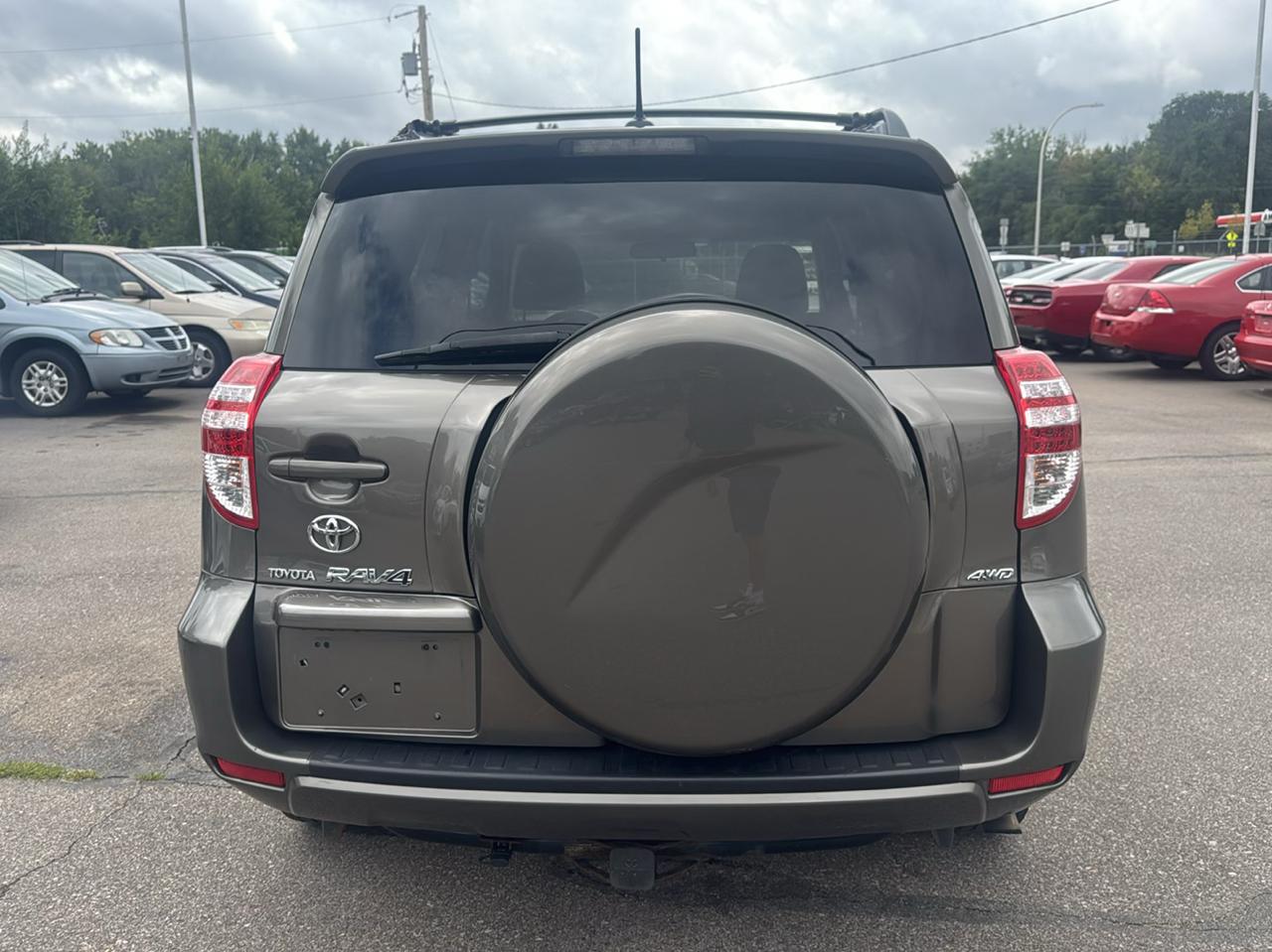 Toyota RAV4 4WD 4dr 4-cyl 4-Spd AT (Natl) 2010