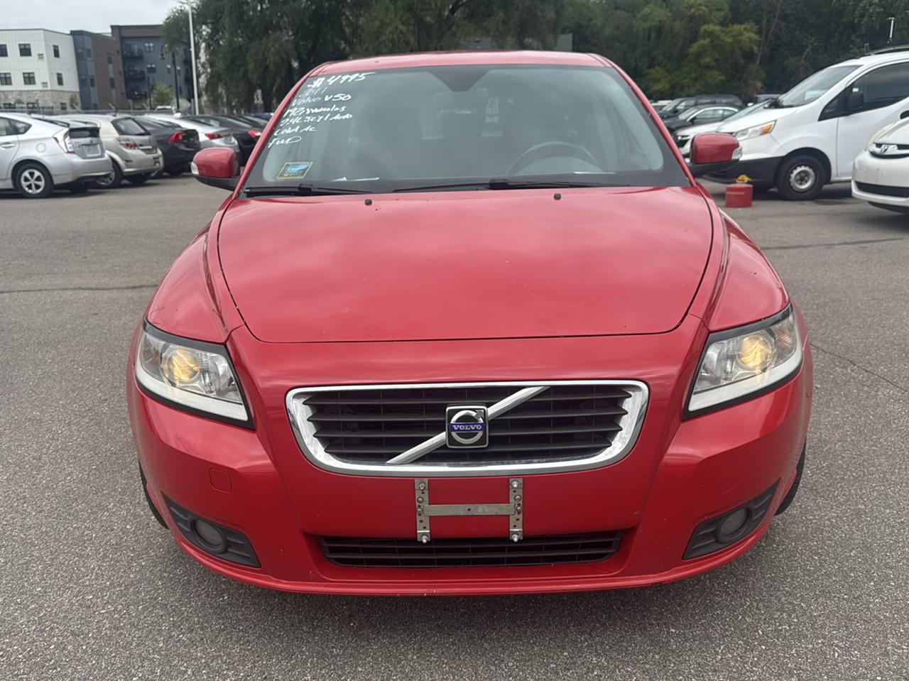 Volvo V50 4dr Wgn Auto FWD 2010