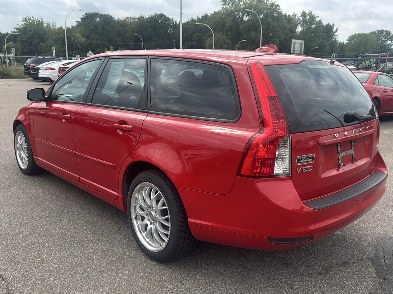 Volvo V50 4dr Wgn Auto FWD 2010