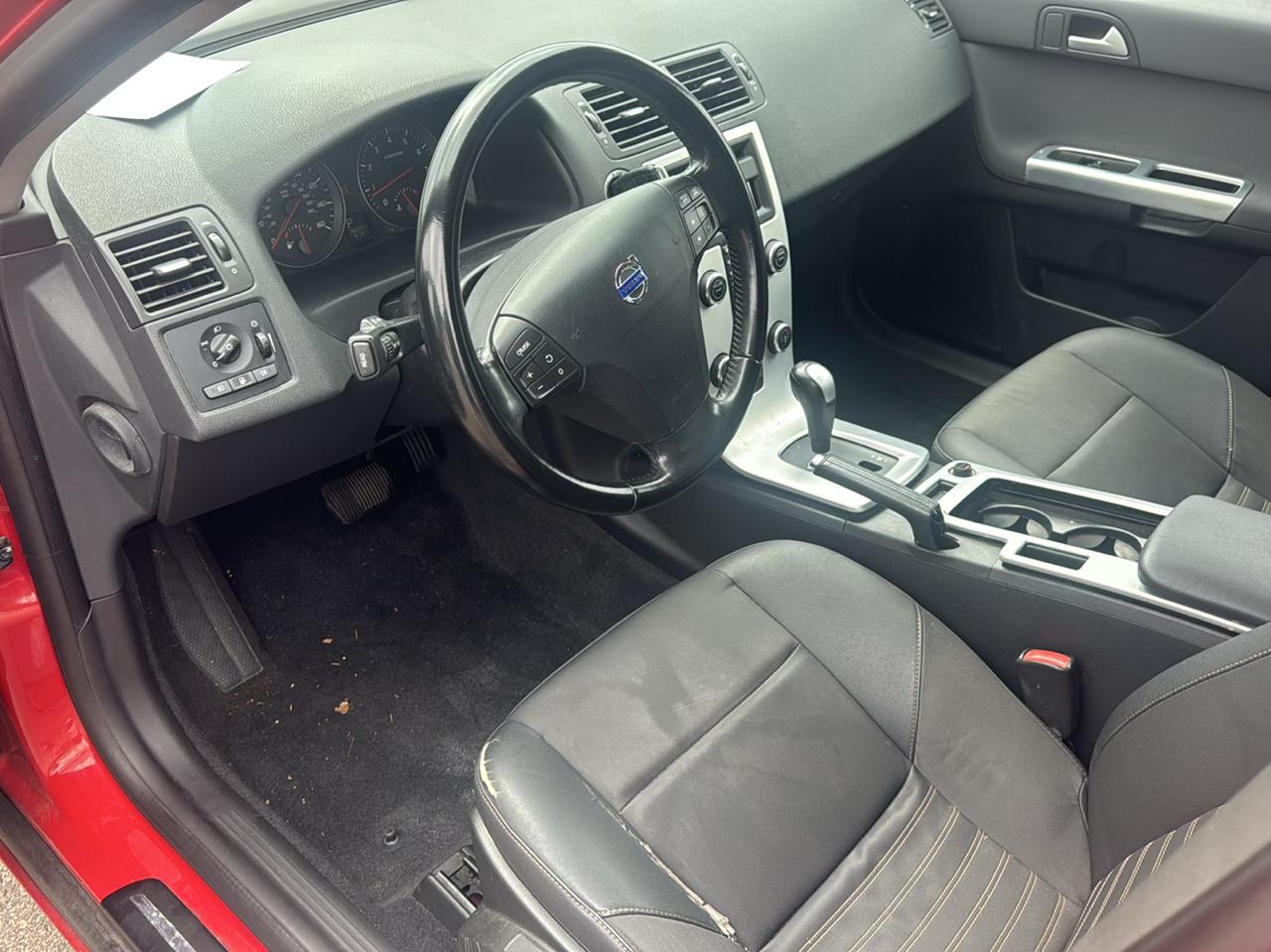 Volvo V50 4dr Wgn Auto FWD 2010